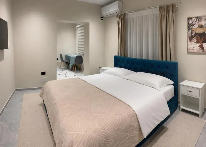 Adna Center Gasthuis Tirana