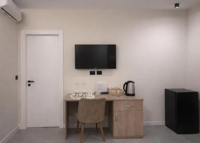 Adna Center Gasthuis Tirana